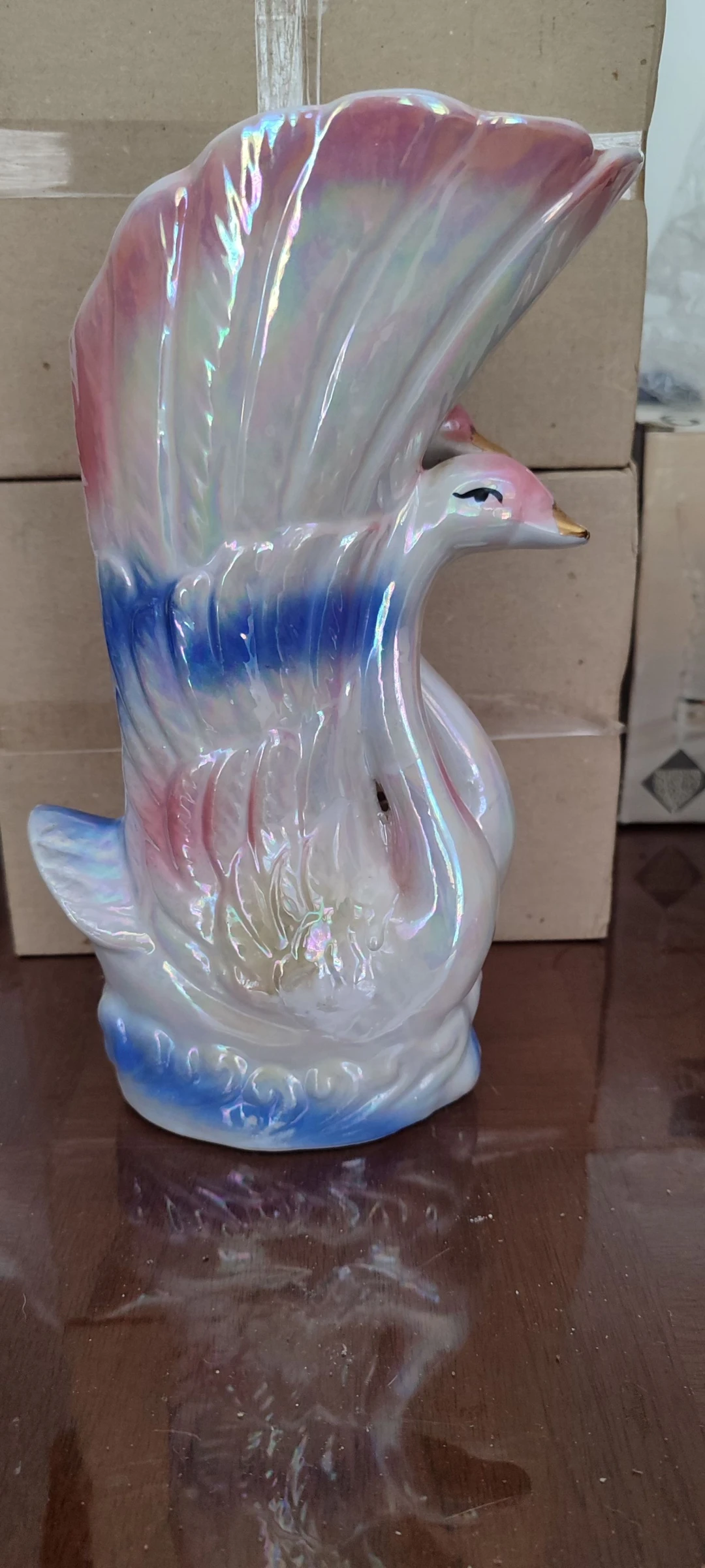 Grand vase / cache-pot ancien en verre irisé nacré - Motif cygne / oiseau